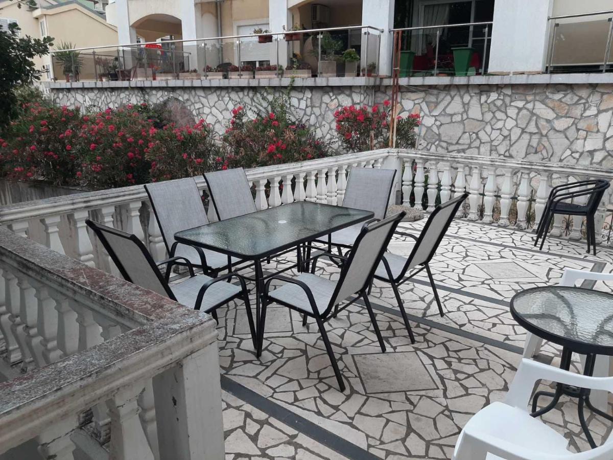 Apartment Danijela Budva Buitenkant foto