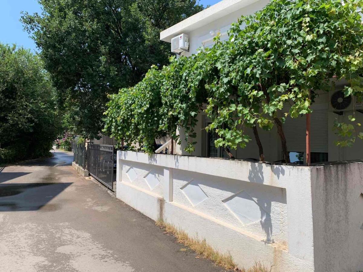 Apartment Danijela Budva Buitenkant foto